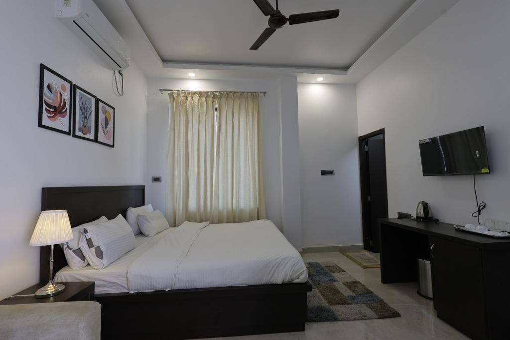 The White Lotus Hotel คยา ภายนอก รูปภาพ
